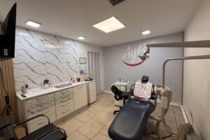 A & B ODONTOLOG&Iacute;A