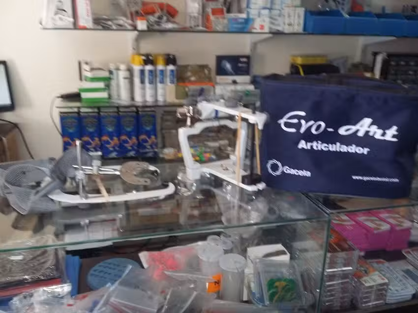 Adrian Laria Odont&oacute;logo ortodoncia