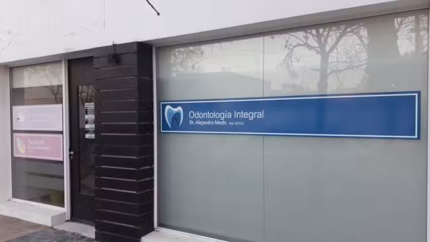 Alejandro Medic Odontologia Integral