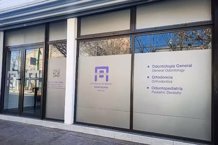 Antonella De Marchi Odontolog&iacute;a