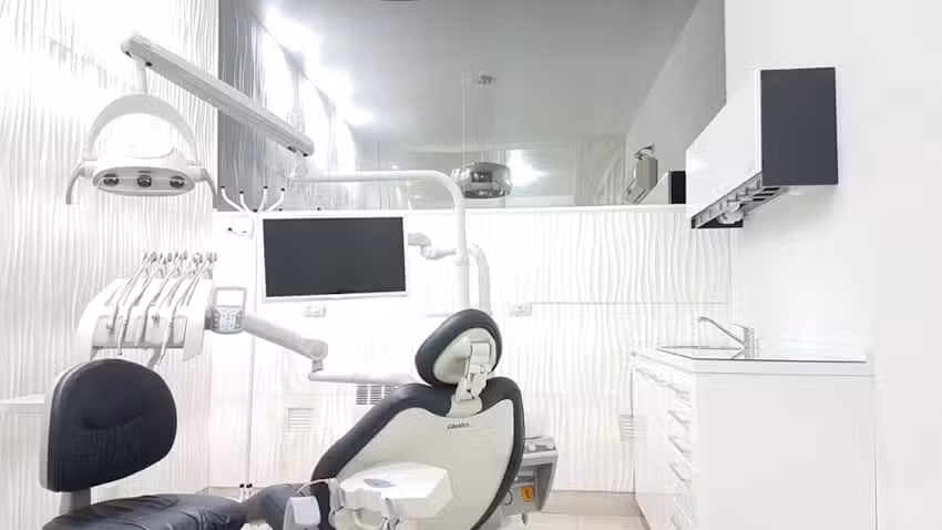 Bartolozzi Cl&iacute;nica Odontol&oacute;gica