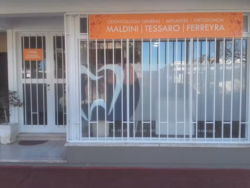 Cl&iacute;nica Dental &ndash; Salud & Est&eacute;tica Odontol&oacute;gica