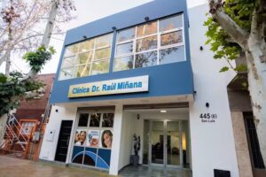 Cl&iacute;nica Dr. Ra&uacute;l Mi&ntilde;ana