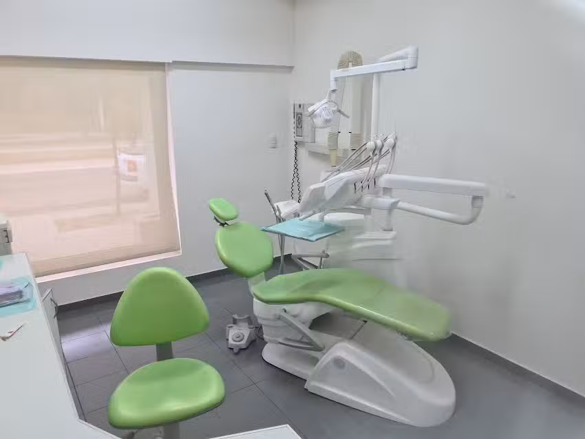 Cl&iacute;nica Odontol&oacute;gica Alvarado Careggio