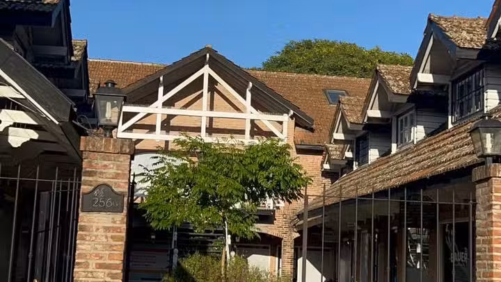 Consultorio de Odontolog&iacute;a y Est&eacute;tica Las Lomas