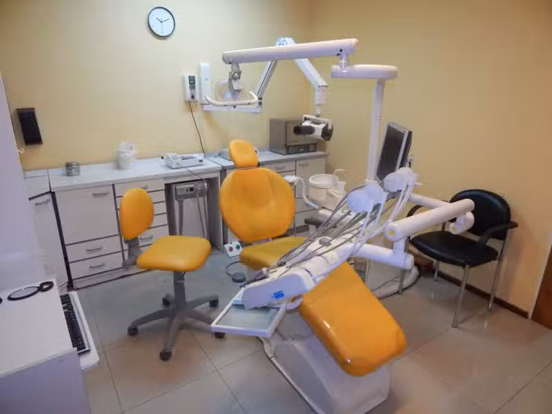 Consultorio Dental Urquiza 80