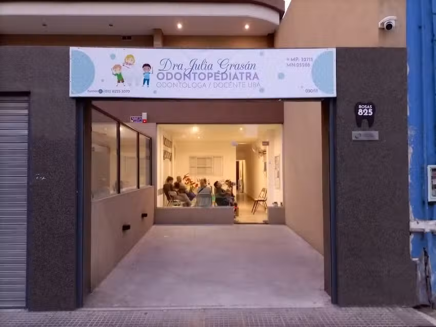 Consultorio Odontolog&iacute;a Ni&ntilde;os &ndash; Dra. Julia Gras&aacute;n, Especialista en Odontopediatria