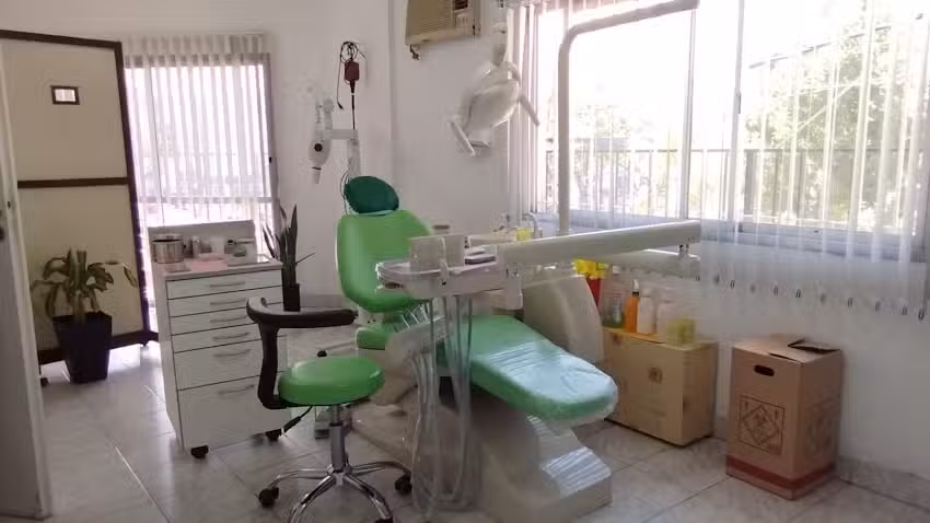 Consultorio Odontol&oacute;gico French