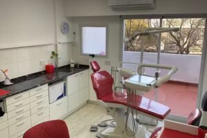 Diego Manrique Odont&oacute;logo