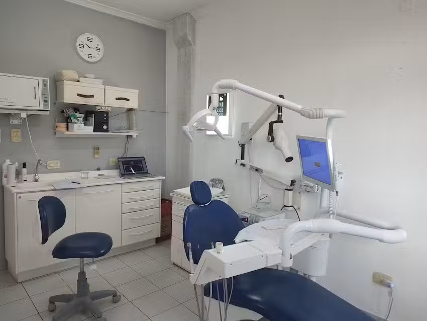 Dra. Angeles Cap&oacute;