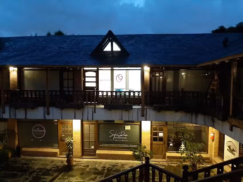 Dra Laura Brown Odontologia estetica