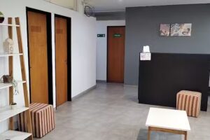 Dra. Mar&iacute;a Belen Barth, Odont&oacute;logo