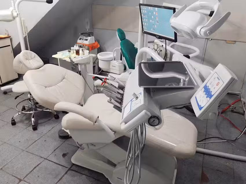 Fabricio Vazquez Odont&oacute;logo.