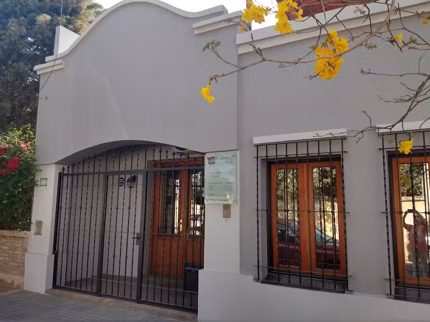 Mariana Rizzi Odontolog&iacute;a y Est&eacute;tica