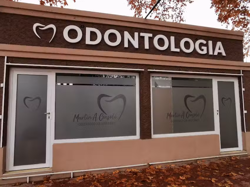 Mart&iacute;n A. Consoli Odontologia