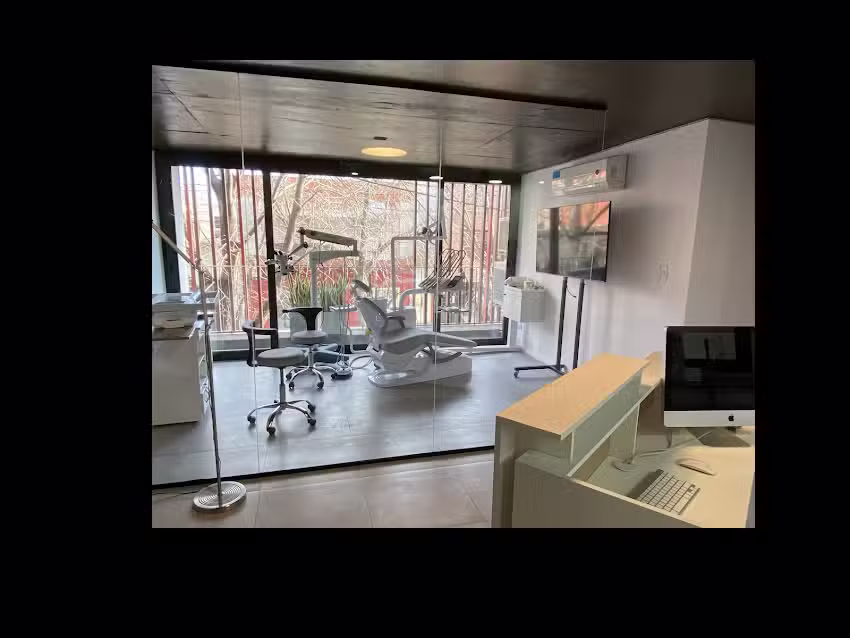 Microcirug&iacute;a Periodontal Emilio Azar