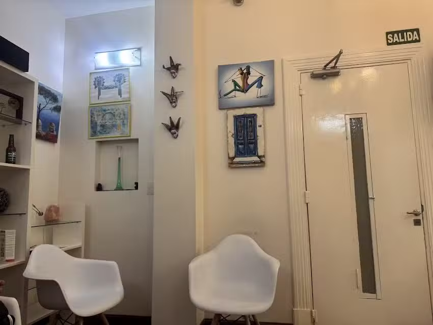 Mikler Odontolog&iacute;a Cirug&iacute;a Dental y Maxilofacial Implantes Ortodoncia