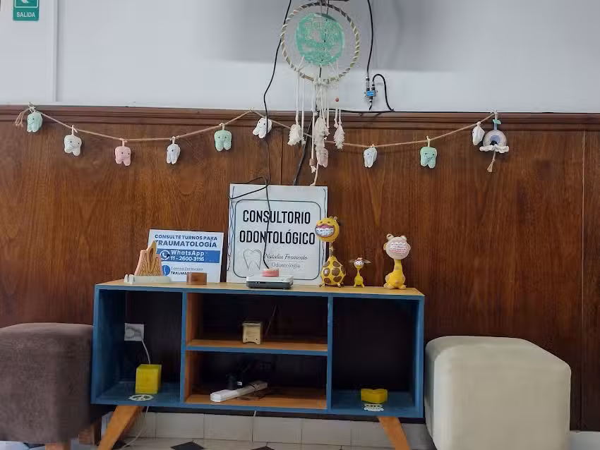 Natalia Formento Odontolog&iacute;a