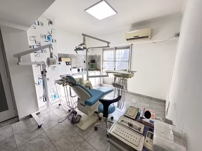 Od. Facundo Briozzo. Consultorio Odontol&oacute;gico