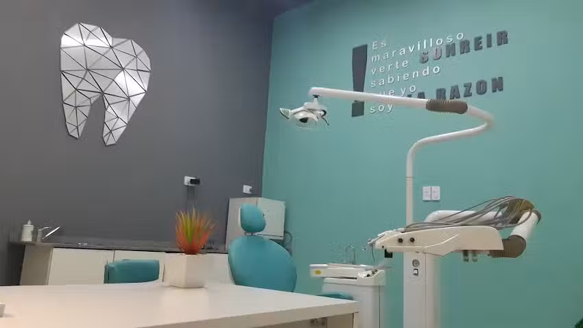 Odont&oacute;loga Agustina Morales