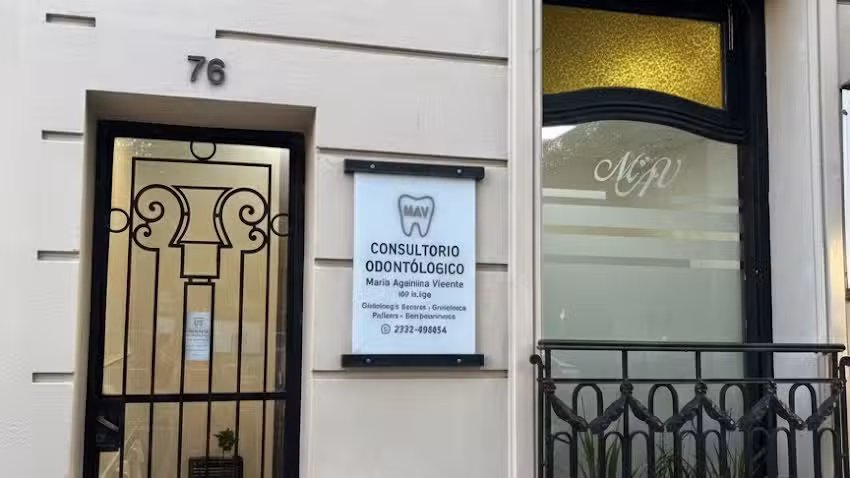 Odont&oacute;loga Maria Agustina Vicente