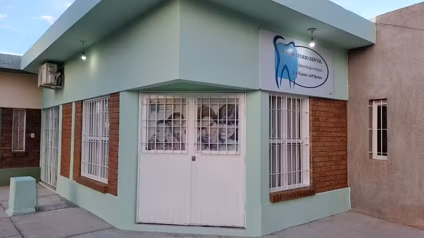 ODONTOLOGIA ESTETICA Y DISE&Ntilde;O DE SONRRISAS