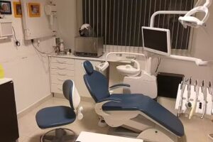 Odontologia Gales / Dr Martin Mignani/ Dra Ivana Fernández