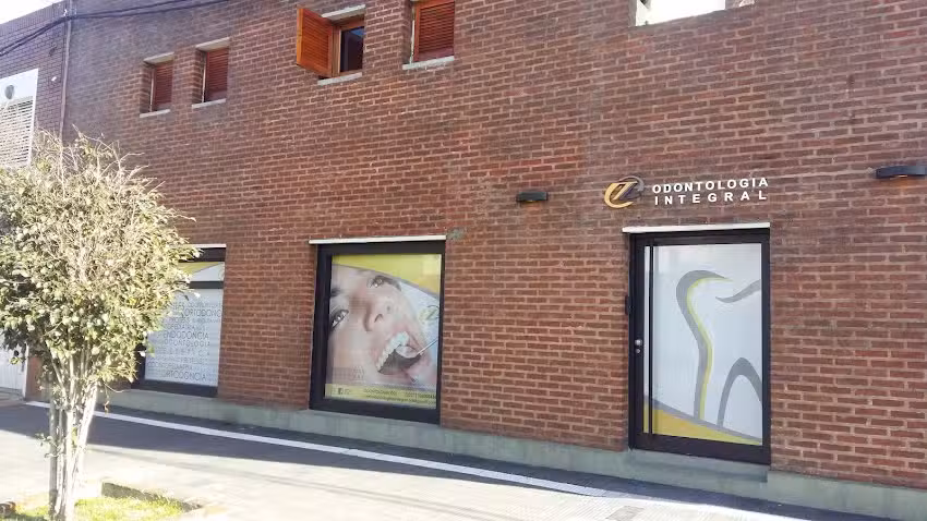 Odontologia ODT odont&oacute;logo Implantes urgencia sin dolor de muela la plata tolosa