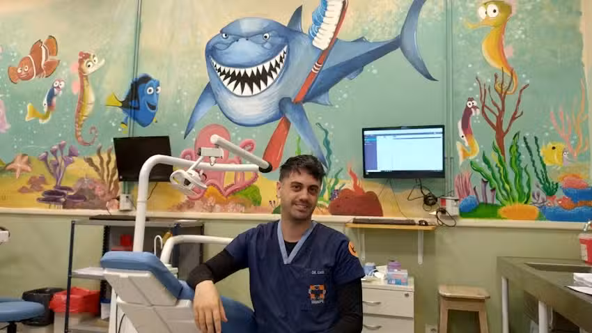 Odontologo Corti Santiago.