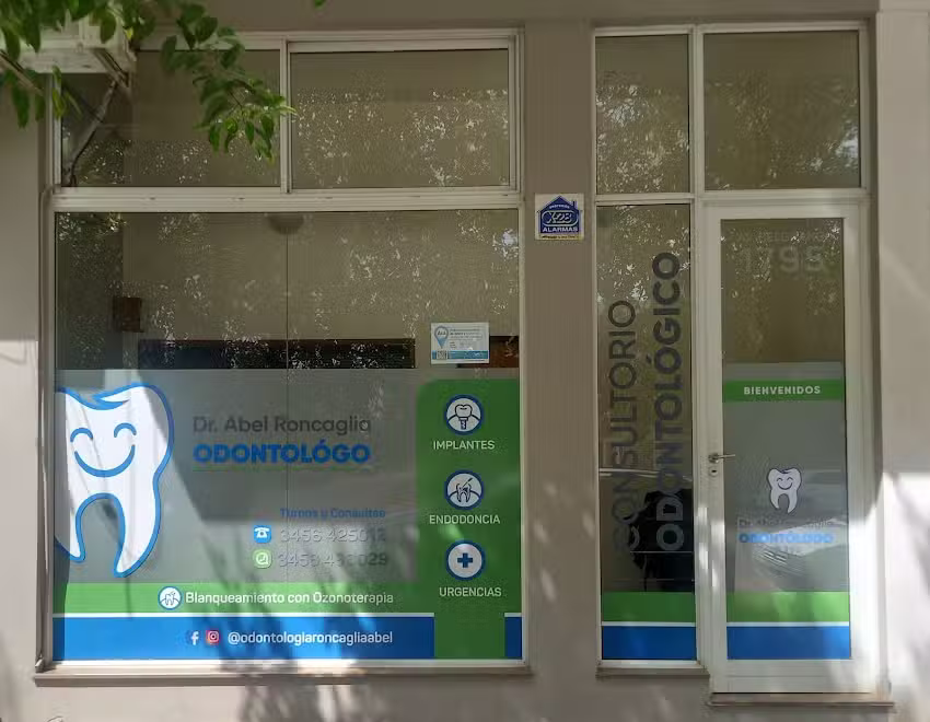 Odont&oacute;logo Dr. Abel Roncaglia