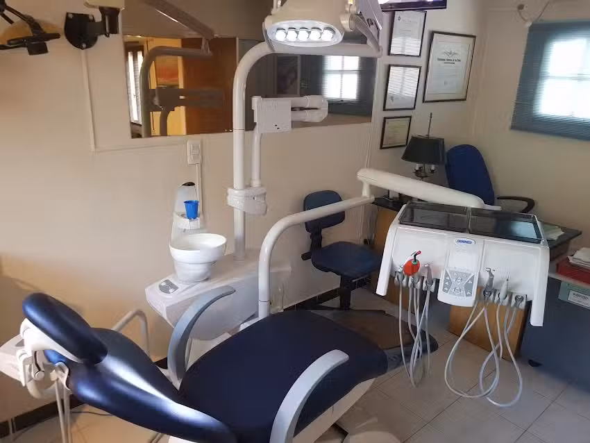 Odontologo Meliffi Aldo