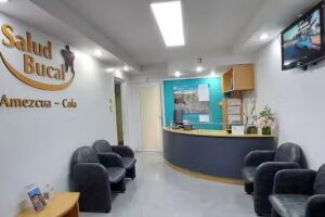 Salud Bucal Amezcua Cola